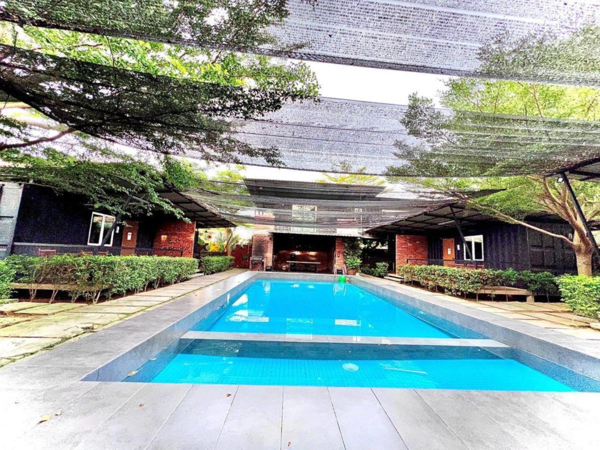 Petak Padin Cottage By The Pool, Kepala Batas  Kültér fotó